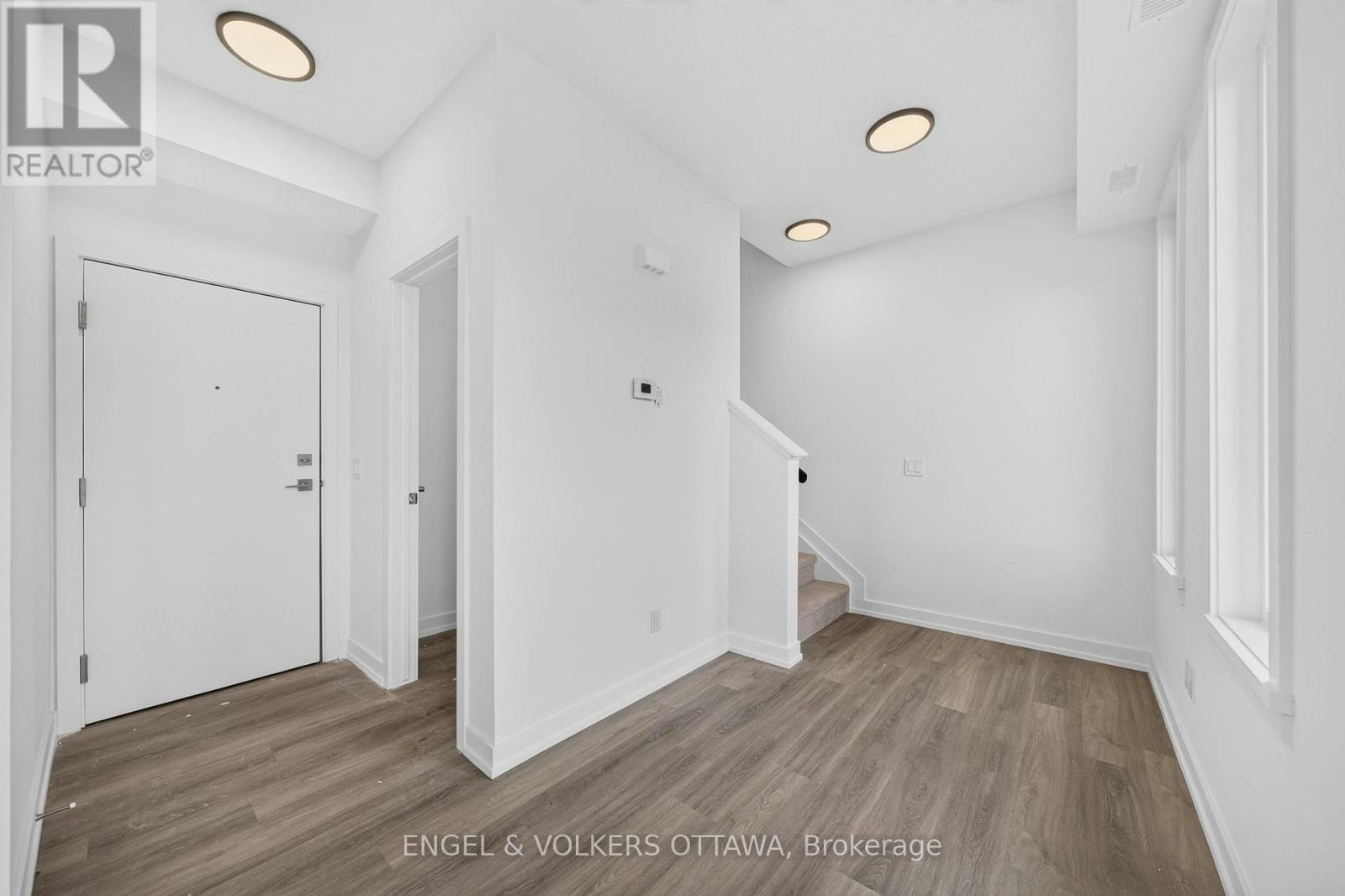 227 Stardust Private, Ottawa, ON, K1T 3W6 - 18