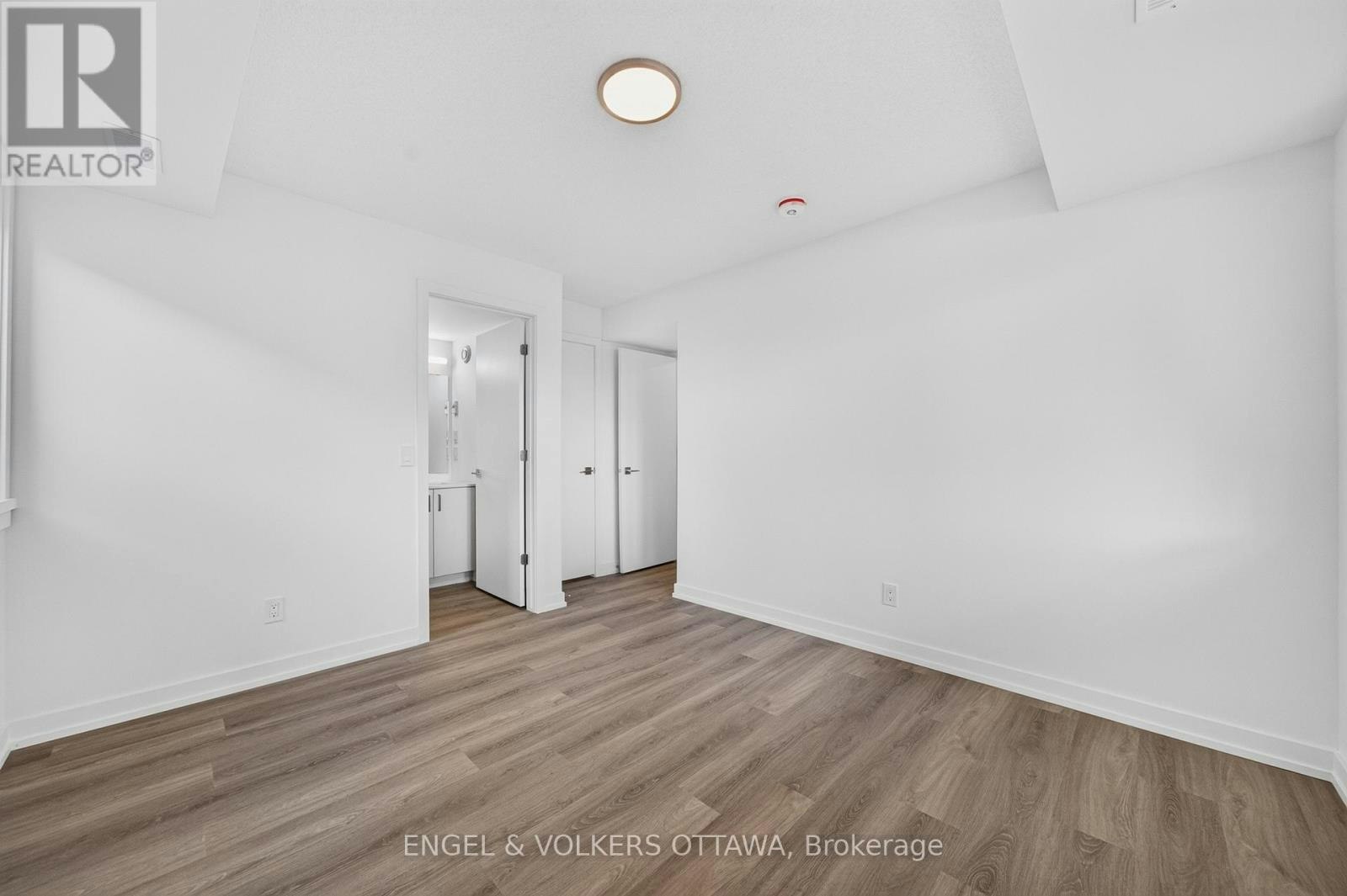 225 Stardust Private, Ottawa, ON, K1T 3W6 - 18