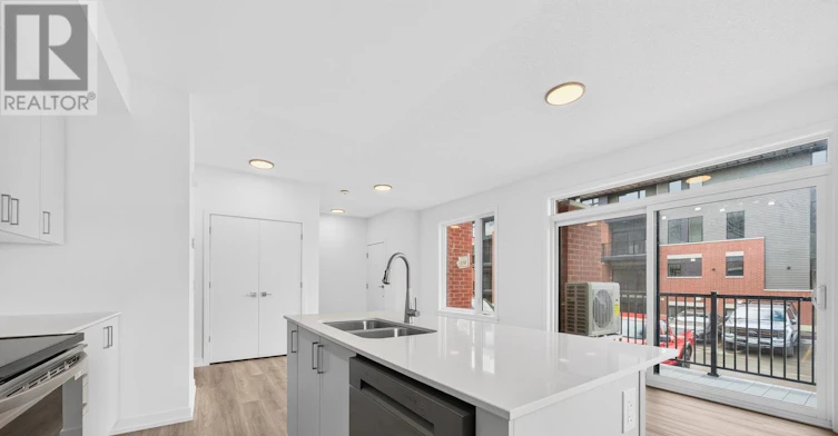 225 Stardust Private, Ottawa, ON, K1T 3W6 - 14