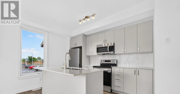 225 Stardust Private, Ottawa, ON, K1T 3W6 - 10