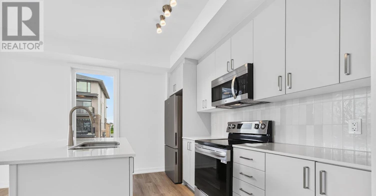 225 Stardust Private, Ottawa, ON, K1T 3W6 - 11