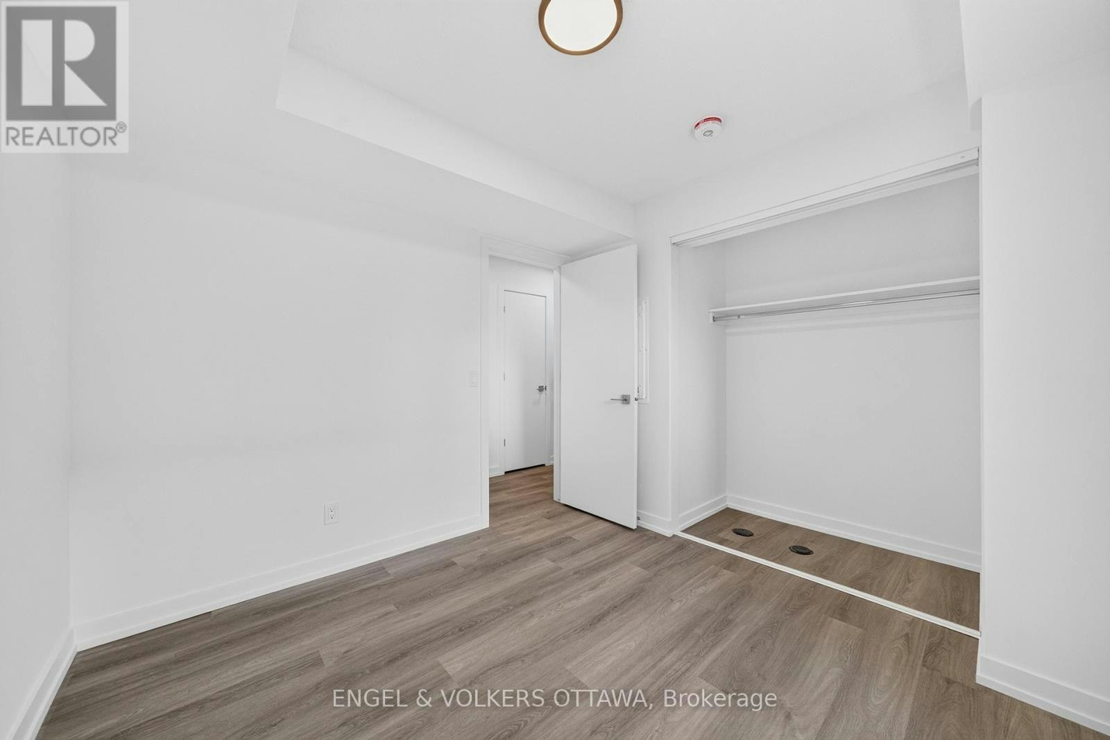225 Stardust Private, Ottawa, ON, K1T 3W6 - 22