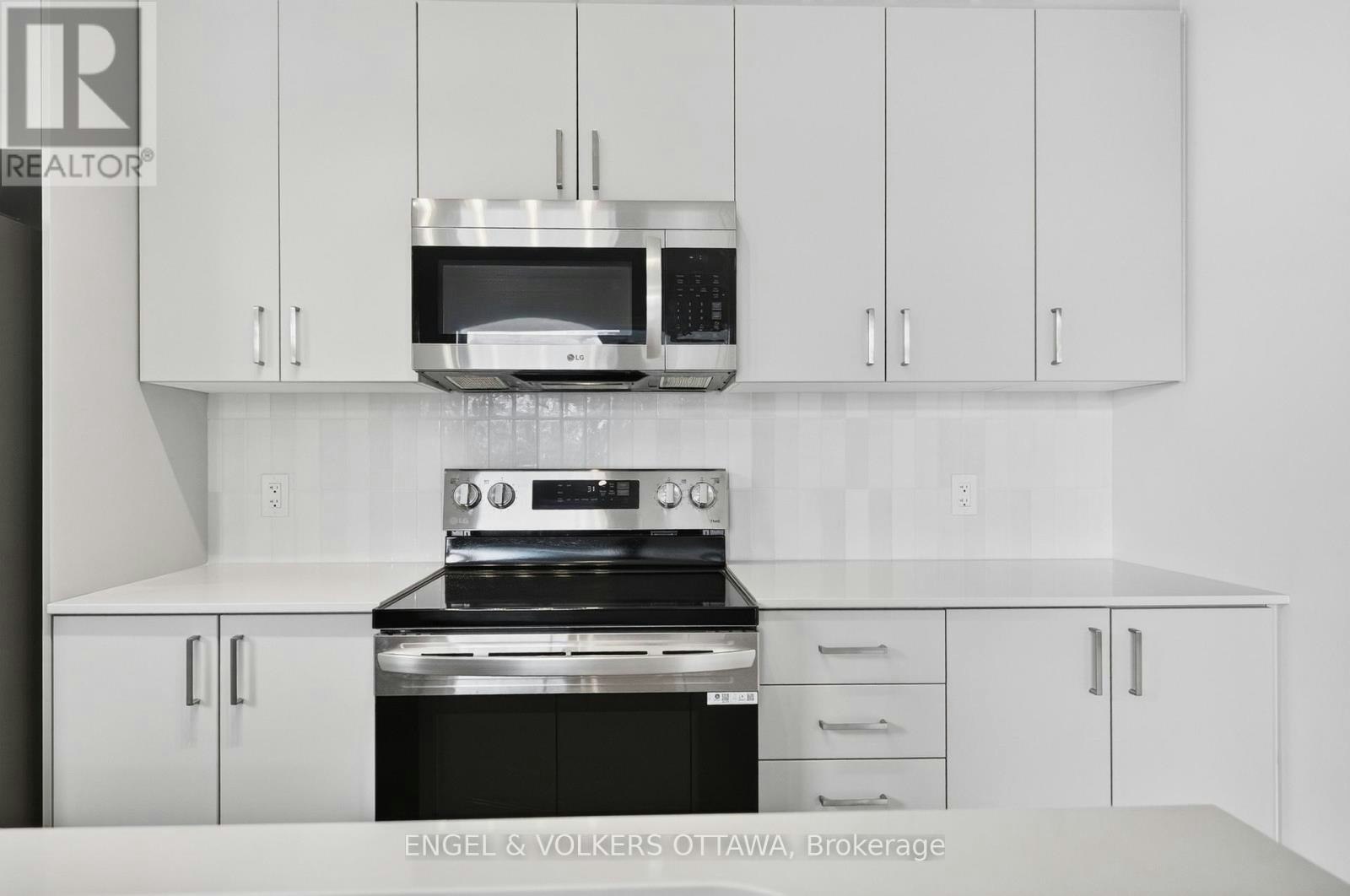 225 Stardust Private, Ottawa, ON, K1T 3W6 - 13