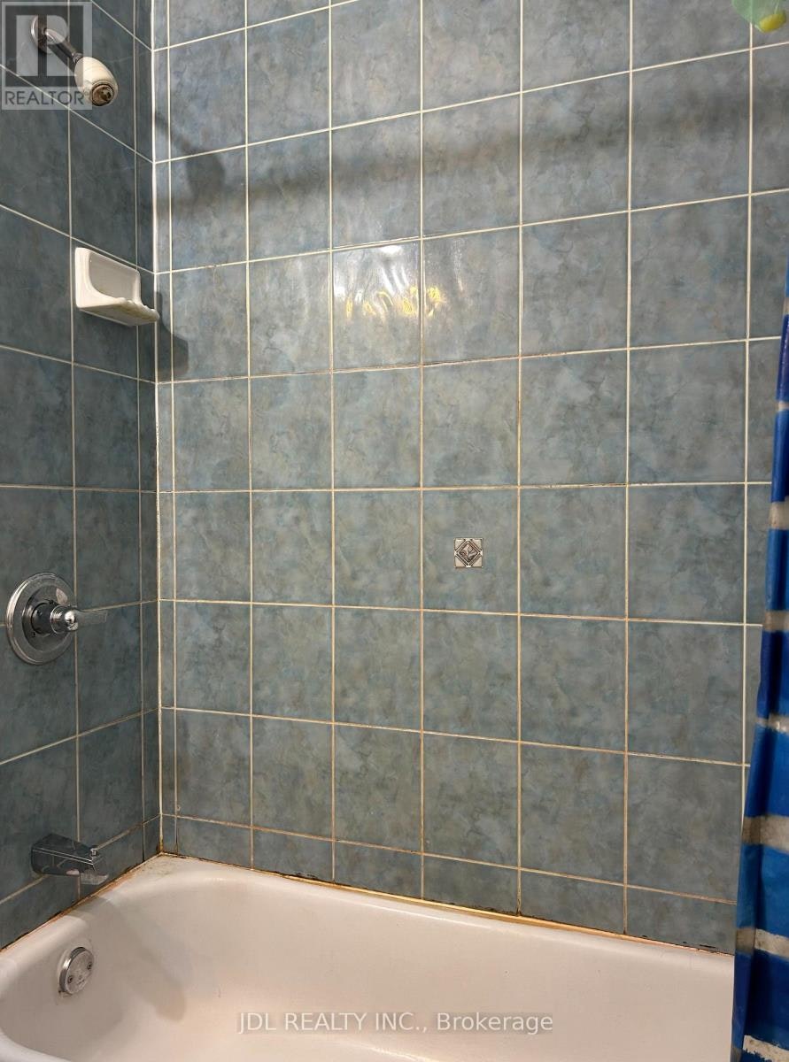 FLOOR-ONE 128 Bedroom Main Denison Ave Avenue, Toronto, ON, M5T 2N3 - 3