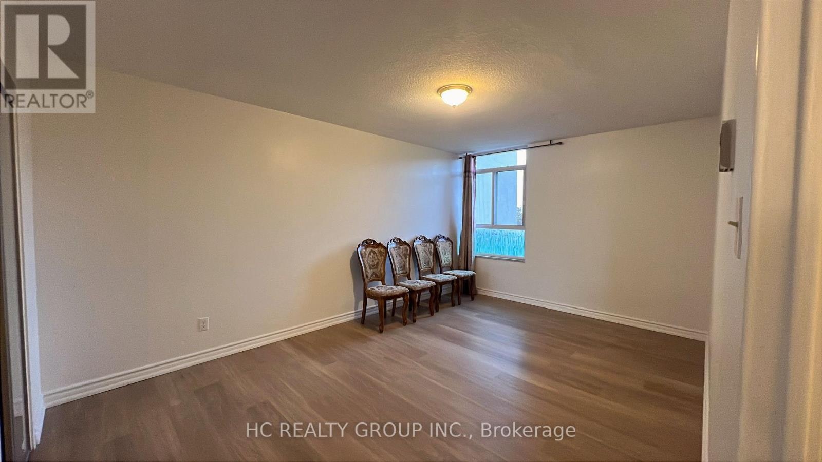 210-2550 Pharmacy Avenue, Toronto, ON, M1W 1H9 - 5