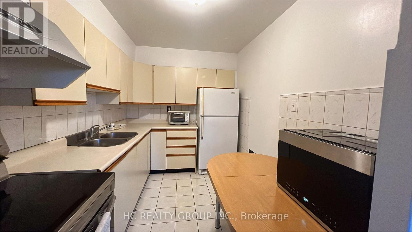 210-2550 Pharmacy Avenue, Toronto, ON, M1W 1H9 - 7