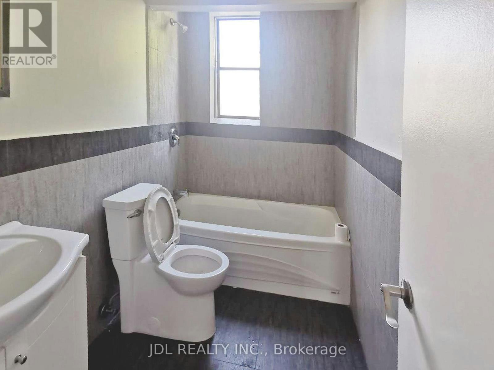 2ND FLOOR-1298 Bloor Street W, Toronto, ON, M6H 1N9 - 10