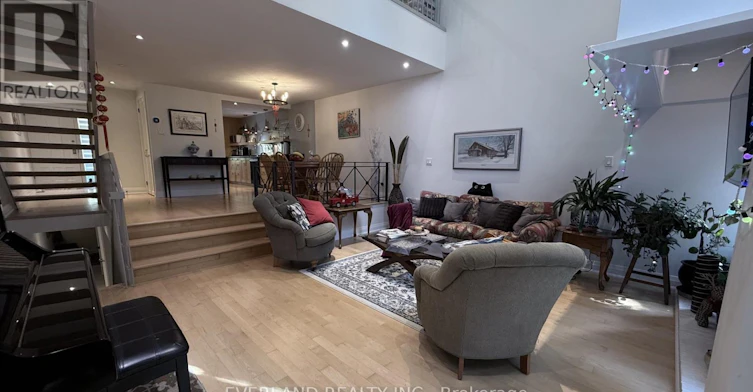 95 St Clements Avenue, Toronto, ON, M4R 1H1 - 6