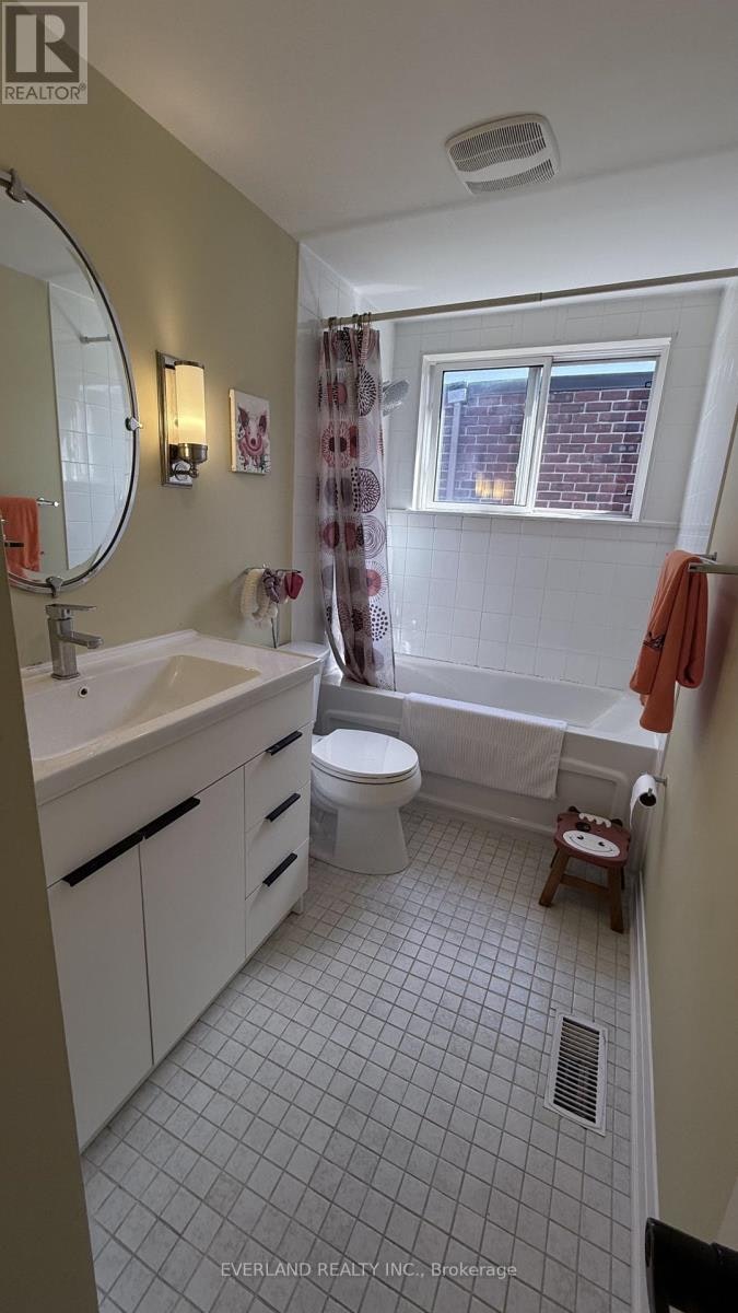95 St Clements Avenue, Toronto, ON, M4R 1H1 - 15