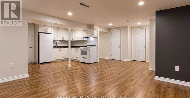 BSMT-75 Aragon Avenue, Toronto, ON, M1T 1Y1 - 3