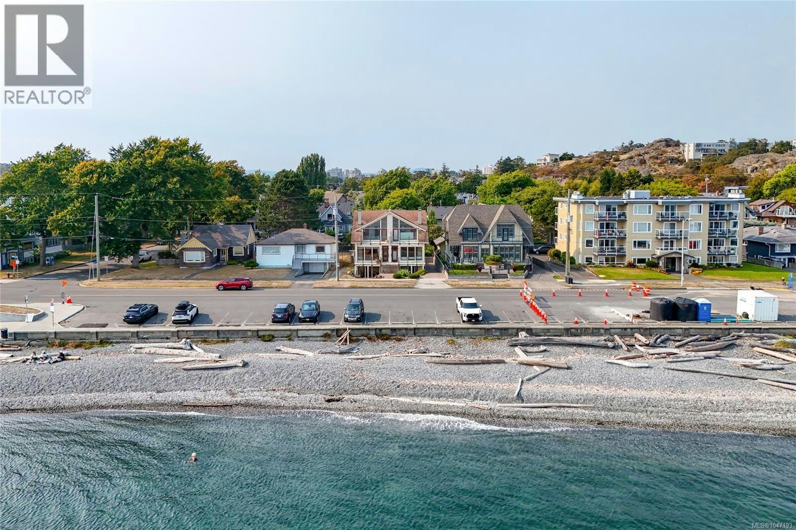 1518 Dallas Road, Victoria, BC, V8S 1A3
