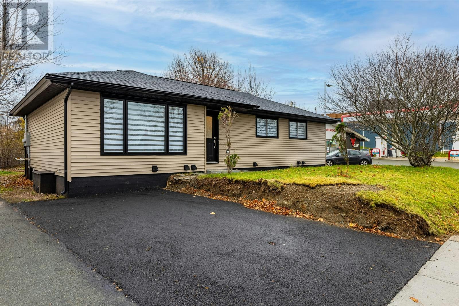 50 Torbay Road, St Johns, NL - 3
