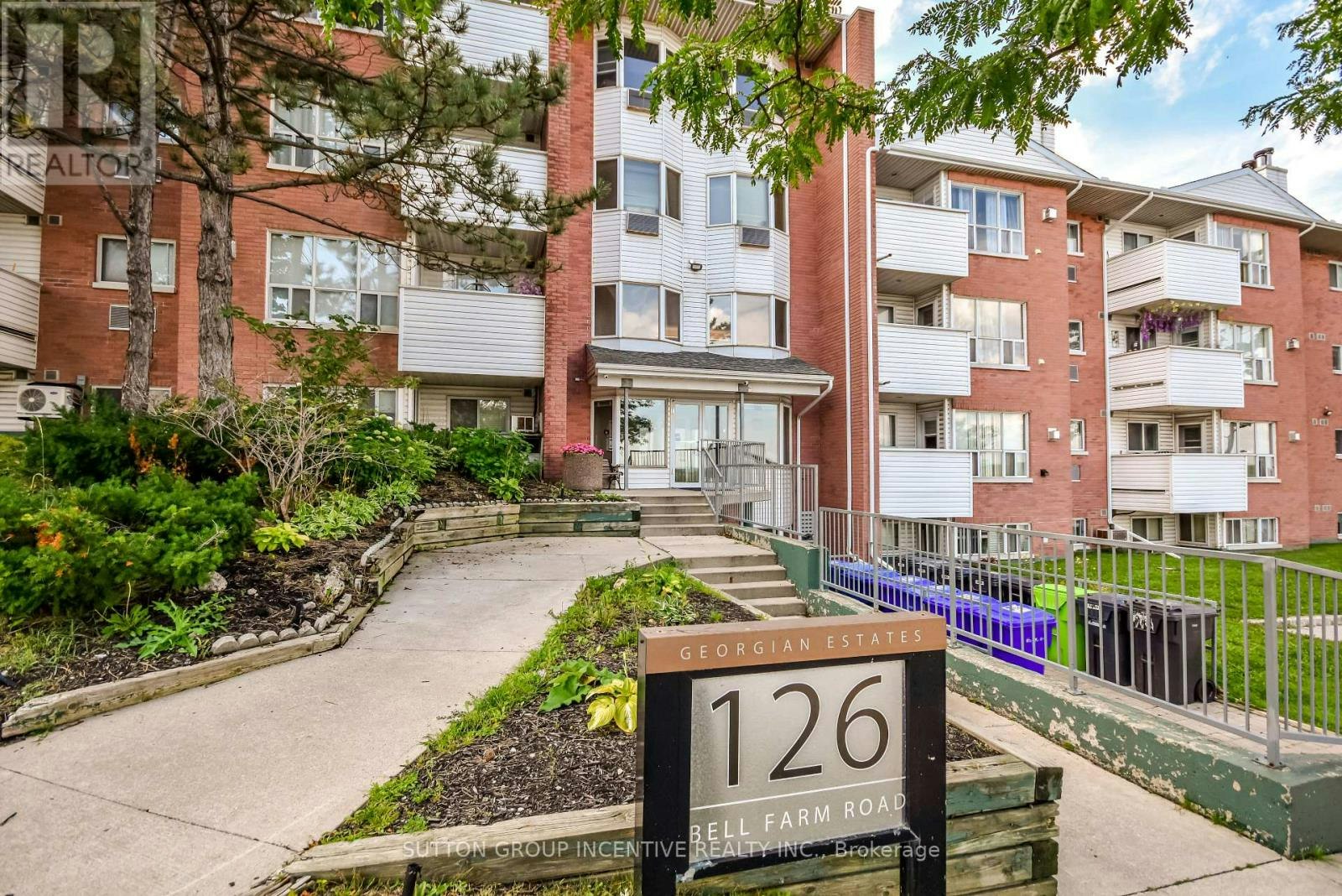 B05-126 Bell Farm Road, Barrie, ON, L4M 6J3