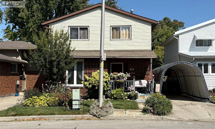 60 Copperfield Crescent