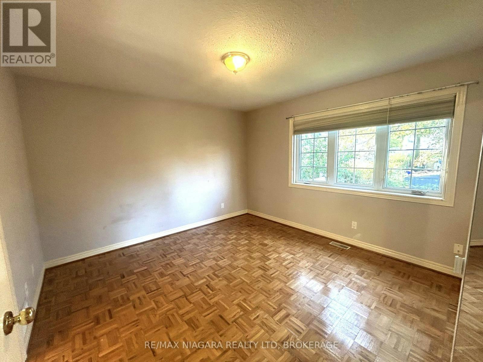 MAIN FLOOR-11 Ursula Avenue, St. Catharines, ON, L2T 1S9 - 14