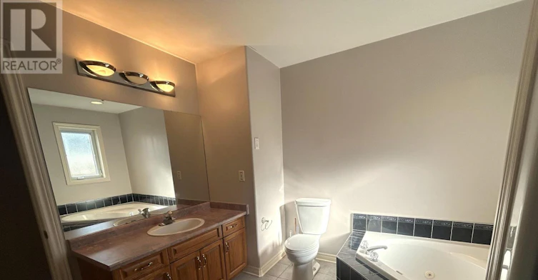 MAIN FLOOR-11 Ursula Avenue, St. Catharines, ON, L2T 1S9 - 13