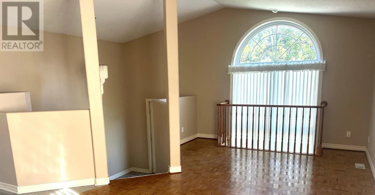 MAIN FLOOR-11 Ursula Avenue, St. Catharines, ON, L2T 1S9 - 5