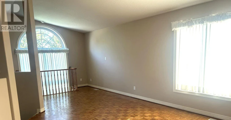 MAIN FLOOR-11 Ursula Avenue, St. Catharines, ON, L2T 1S9 - 6
