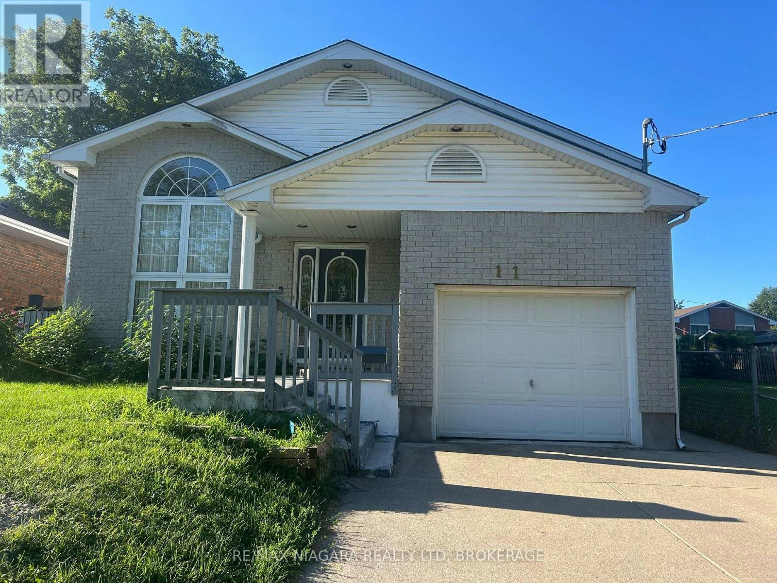 MAIN FLOOR-11 Ursula Avenue, St. Catharines, ON, L2T 1S9