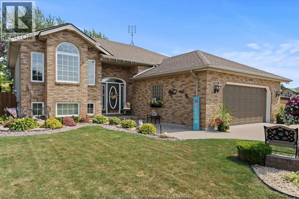256 Ashwood, Lakeshore, ON, N8L 1E7