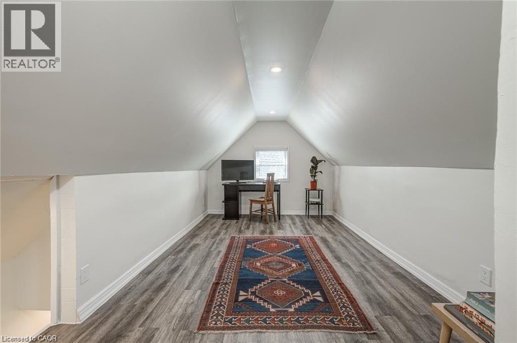 520 Hughson Street N, Hamilton, ON, L8L 4N7 - 28