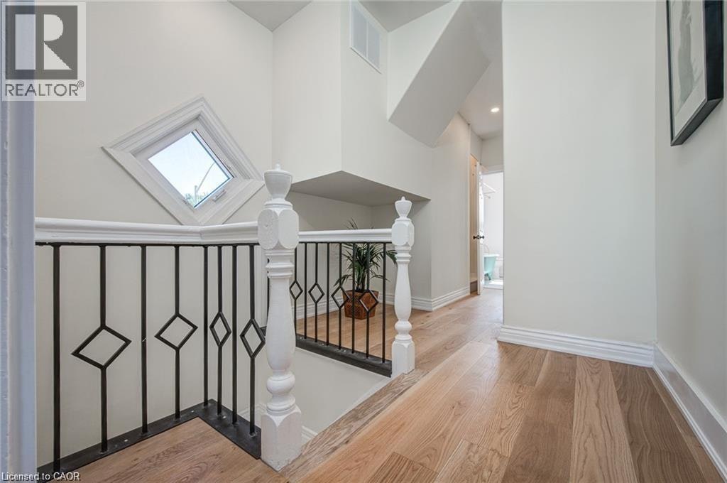 520 Hughson Street N, Hamilton, ON, L8L 4N7 - 21