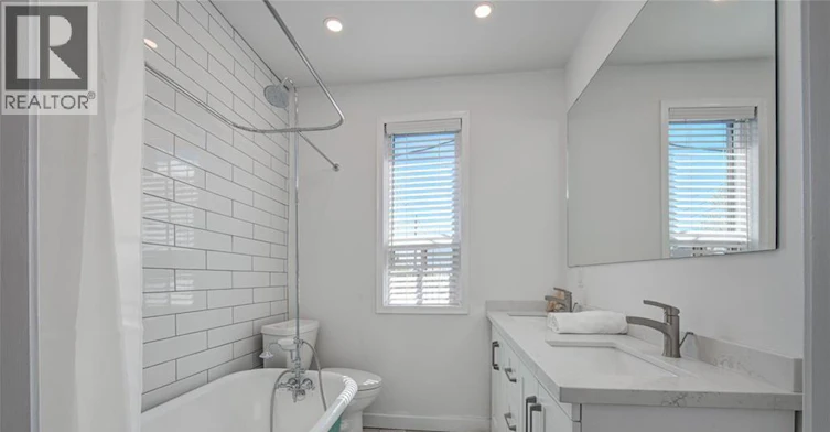 520 Hughson Street N, Hamilton, ON, L8L 4N7 - 26
