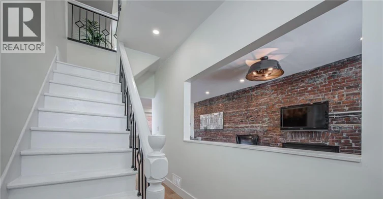 520 Hughson Street N, Hamilton, ON, L8L 4N7 - 6