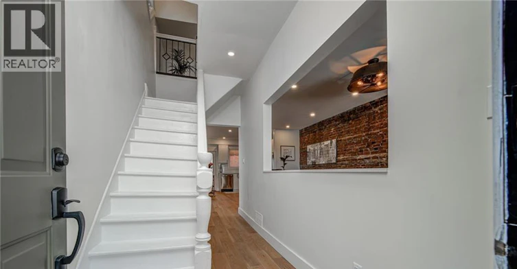 520 Hughson Street N, Hamilton, ON, L8L 4N7 - 5