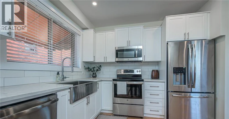 520 Hughson Street N, Hamilton, ON, L8L 4N7 - 17