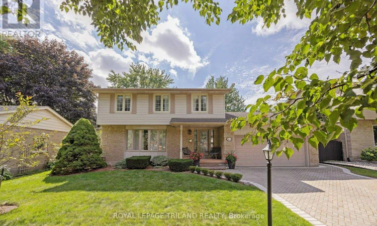 48 Westbury Avenue