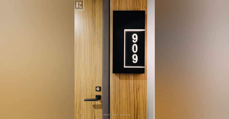 909-2525 Bathurst Street, Toronto, ON, M6B 2Y9 - 2