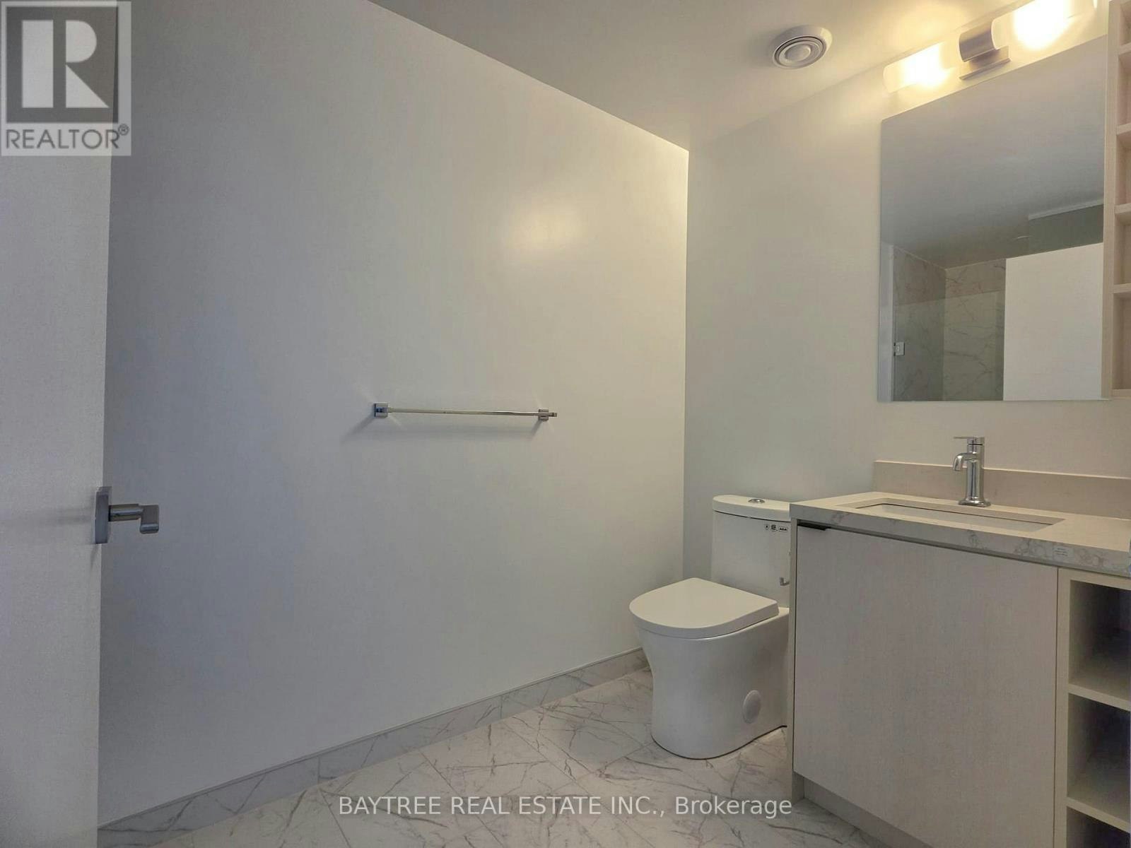 5701-252 Church Street, Toronto, ON, M5B 1Z2 - 5