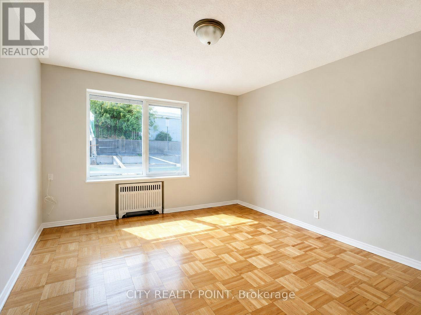 209-990 Avenue Road, Toronto, ON, M5P 2K8 - 2