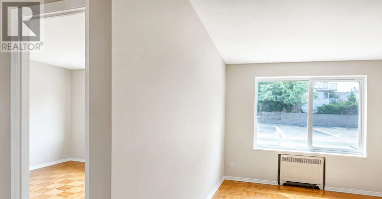 209-990 Avenue Road, Toronto, ON, M5P 2K8
