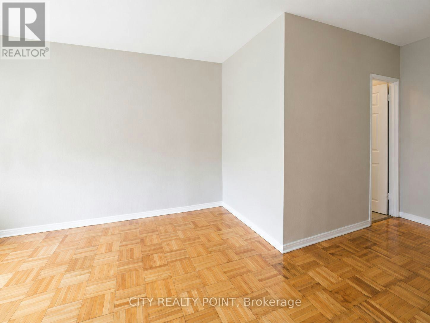 209-990 Avenue Road, Toronto, ON, M5P 2K8 - 7