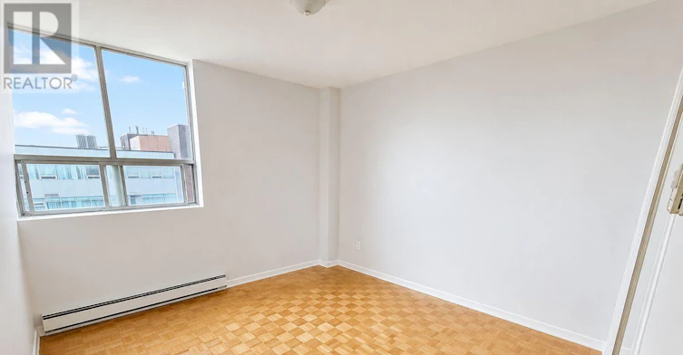701-525 Eglinton Avenue E, Toronto, ON, M4P 2P6 - 6