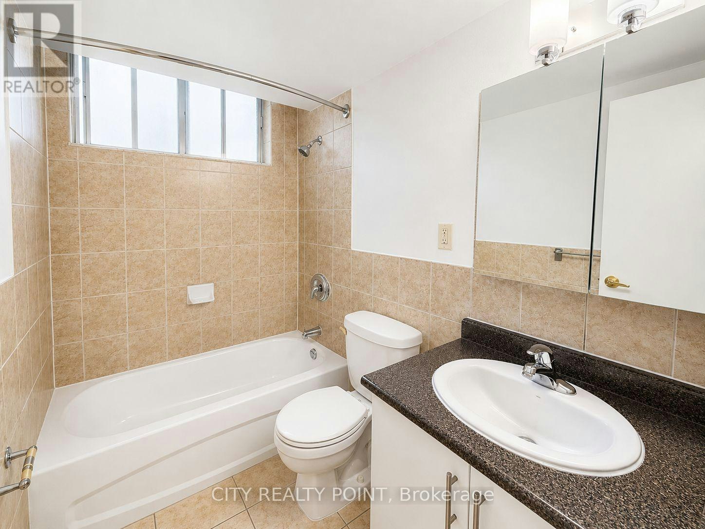 701-525 Eglinton Avenue E, Toronto, ON, M4P 2P6 - 8
