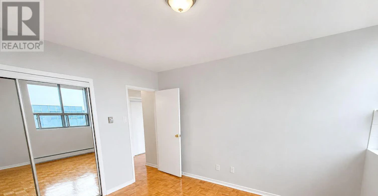 701-525 Eglinton Avenue E, Toronto, ON, M4P 2P6 - 7