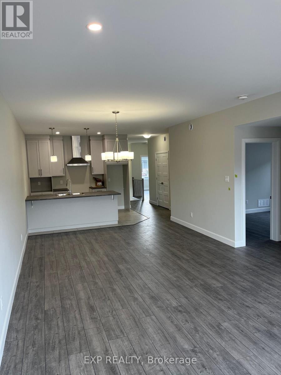 226-226 Cypress Street, Limoges, ON, K0A 2M0 - 4