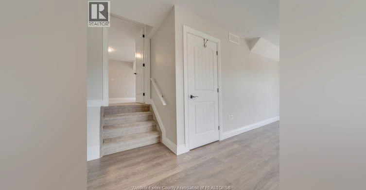 UPPER-1081 Raymo Road, Windsor, ON, N8Y 4A7 - 2