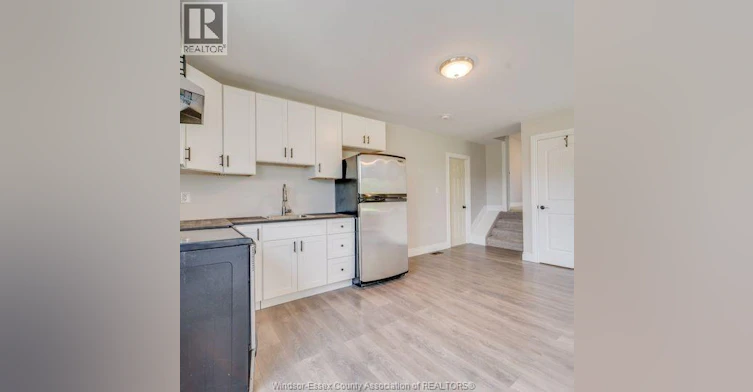 UPPER-1081 Raymo Road, Windsor, ON, N8Y 4A7 - 3