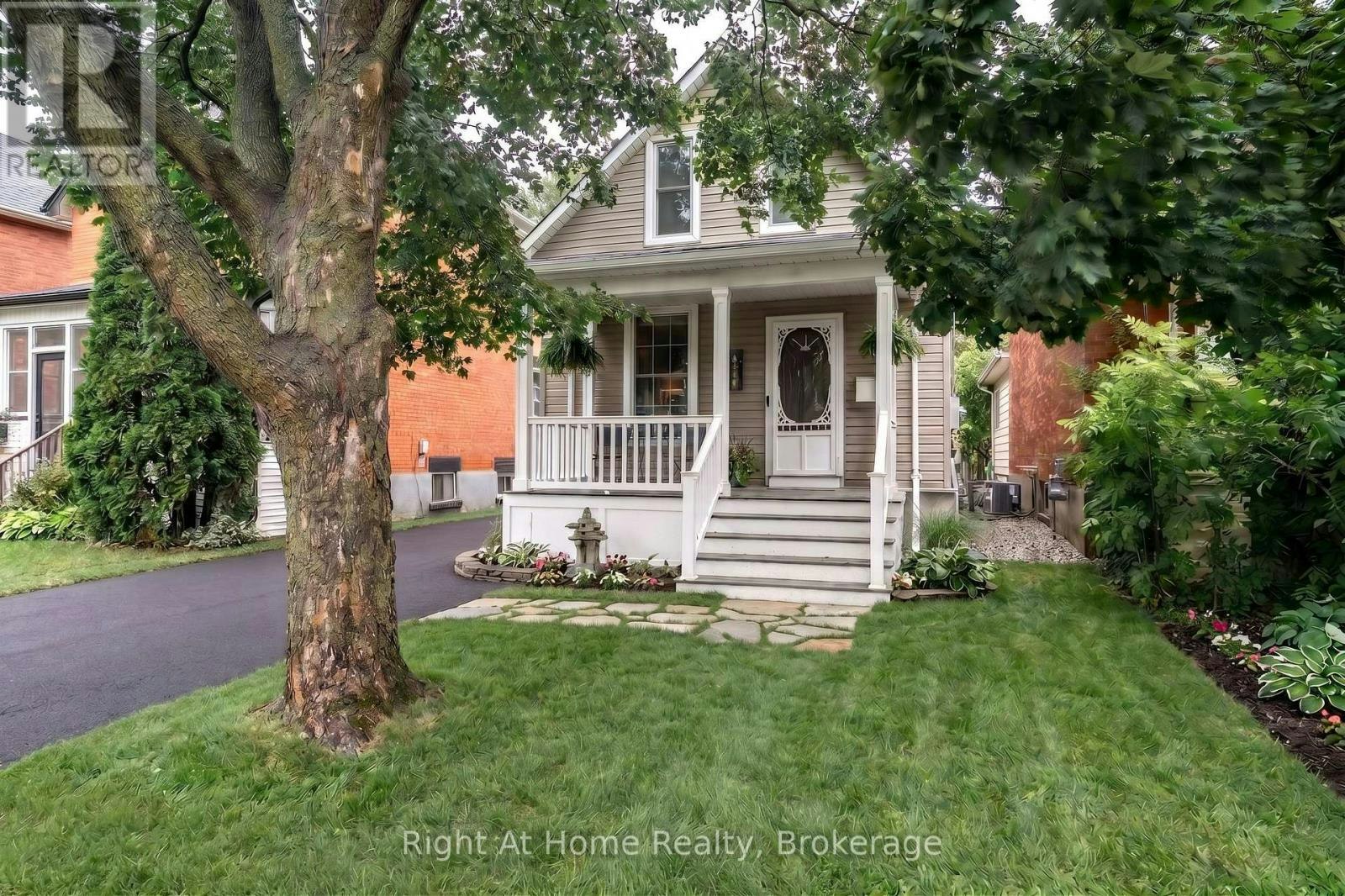 386 Albert Street, Stratford, ON, N5A 3L1