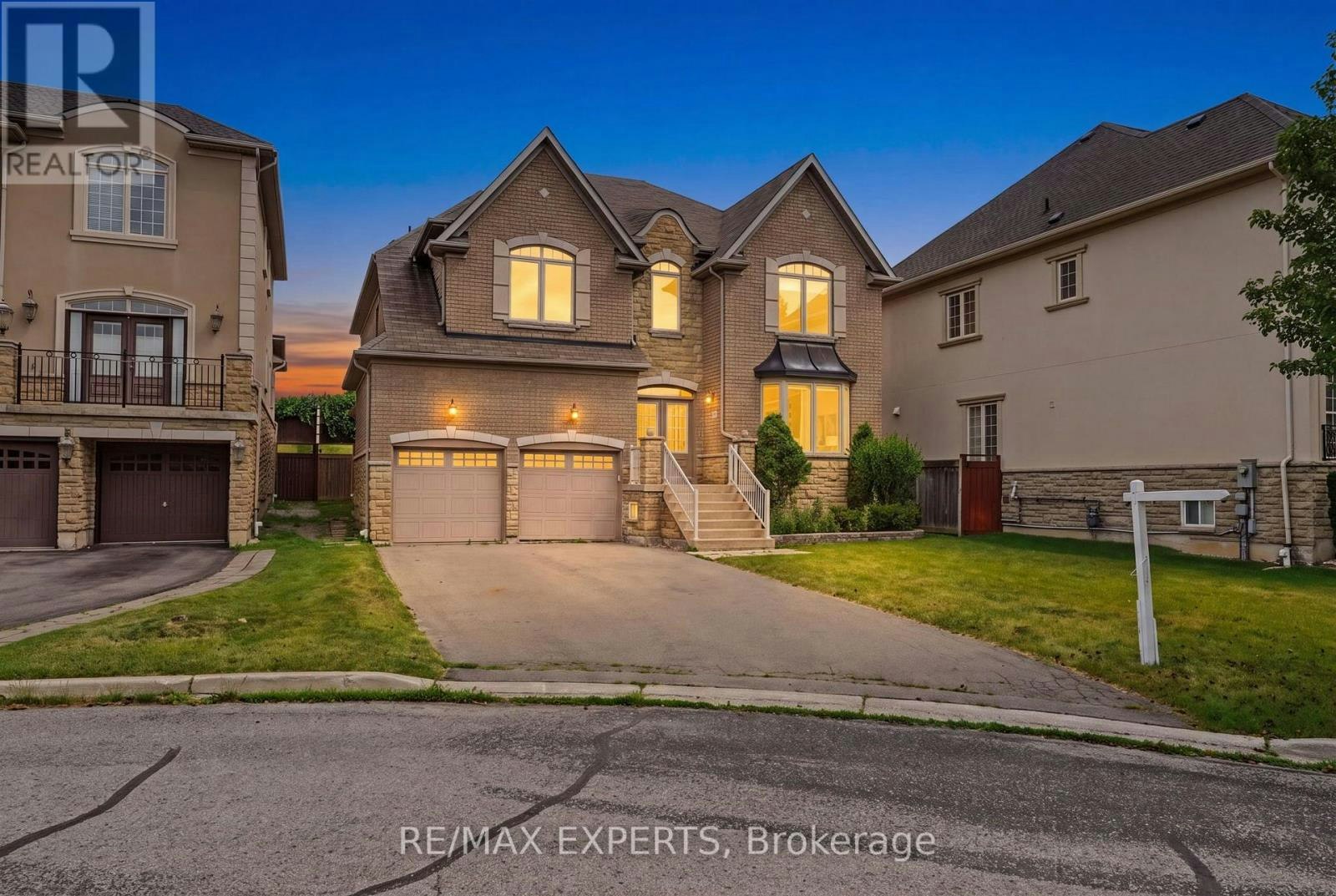 12 Sweet Valerie Court, Vaughan, ON, L6A 0C6