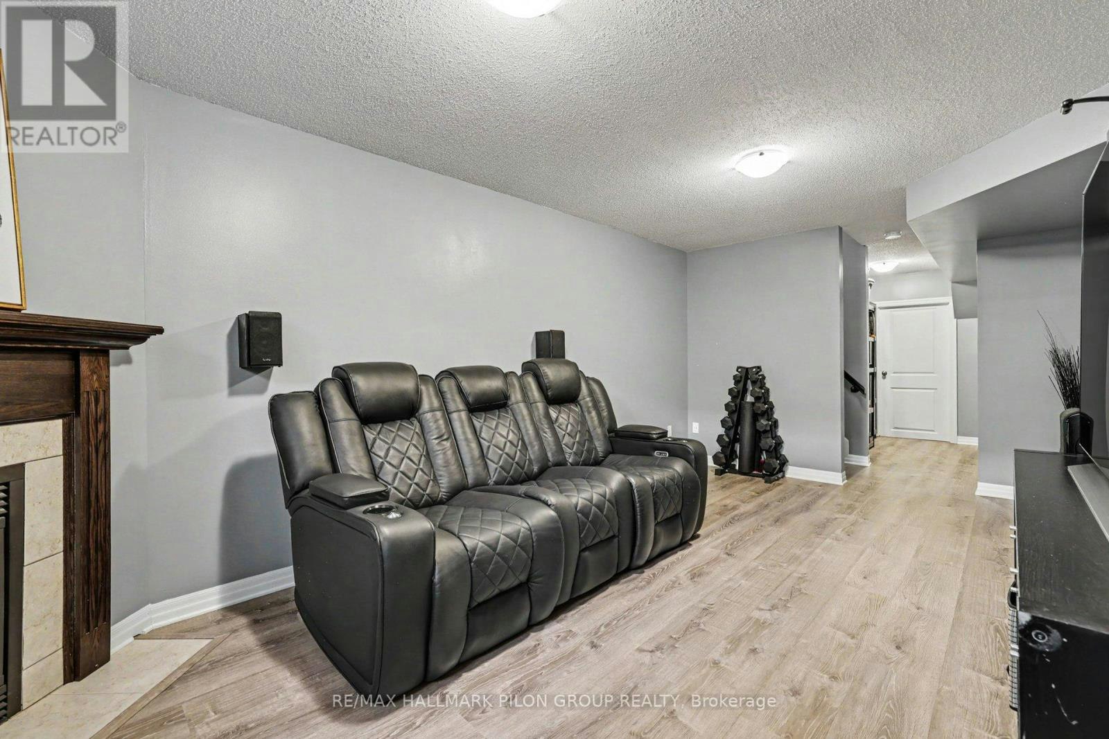 673 Spring Valley Drive, Ottawa, ON, K1W 0C7 - 21