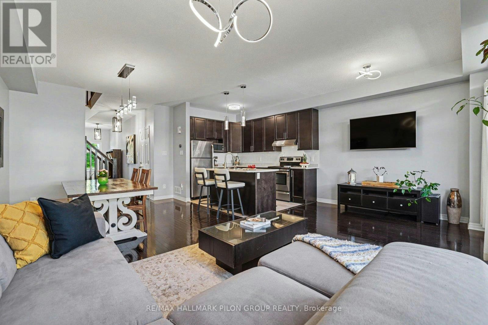 673 Spring Valley Drive, Ottawa, ON, K1W 0C7 - 8