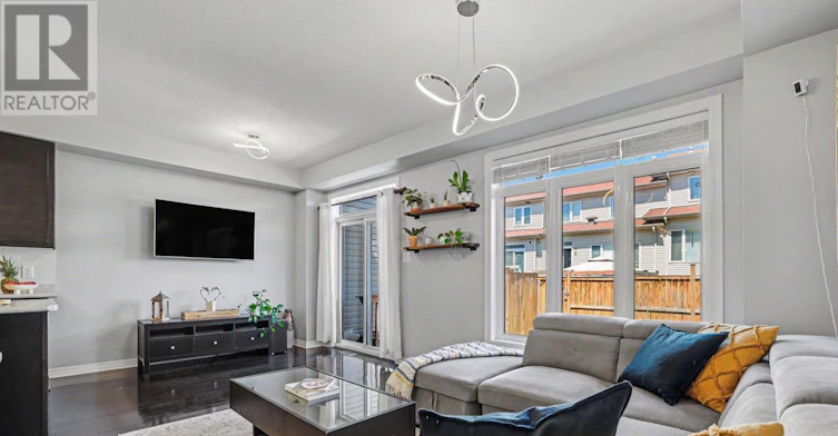 673 Spring Valley Drive, Ottawa, ON, K1W 0C7 - 10
