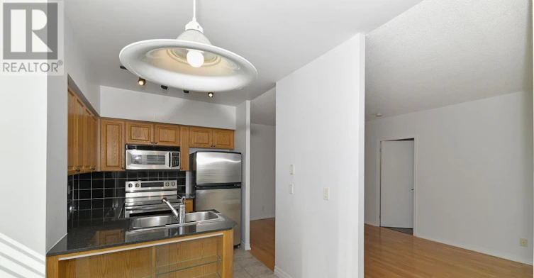 207-38 Fontenay Court, Toronto, ON, M9A 5H5 - 25