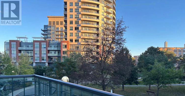 207-38 Fontenay Court, Toronto, ON, M9A 5H5 - 4