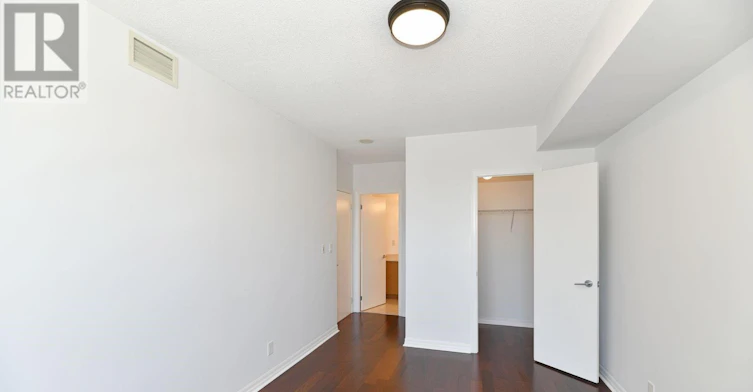 207-38 Fontenay Court, Toronto, ON, M9A 5H5 - 5